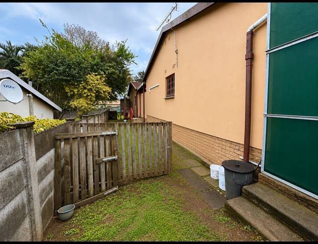 3 BEDROOM FREESTANDING FOR SALE IN ASHLEY